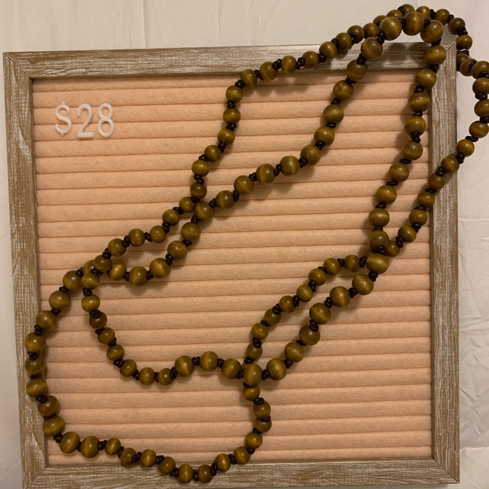 Brand New Plunder Designs “Larissa” necklace